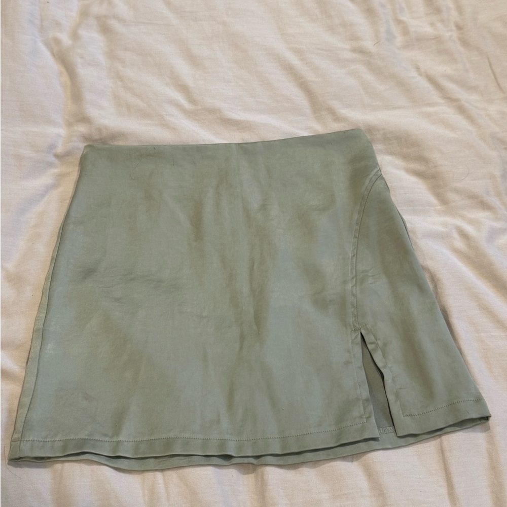 Forever 21 Light Green Satin Mini Skirt